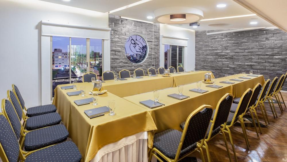 בוגוטה Hotel Embassy Park מראה חיצוני תמונה